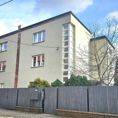 Urban Apartments Cosy No 4, Free Private Parking, Self Check-In Chorzow Luaran gambar