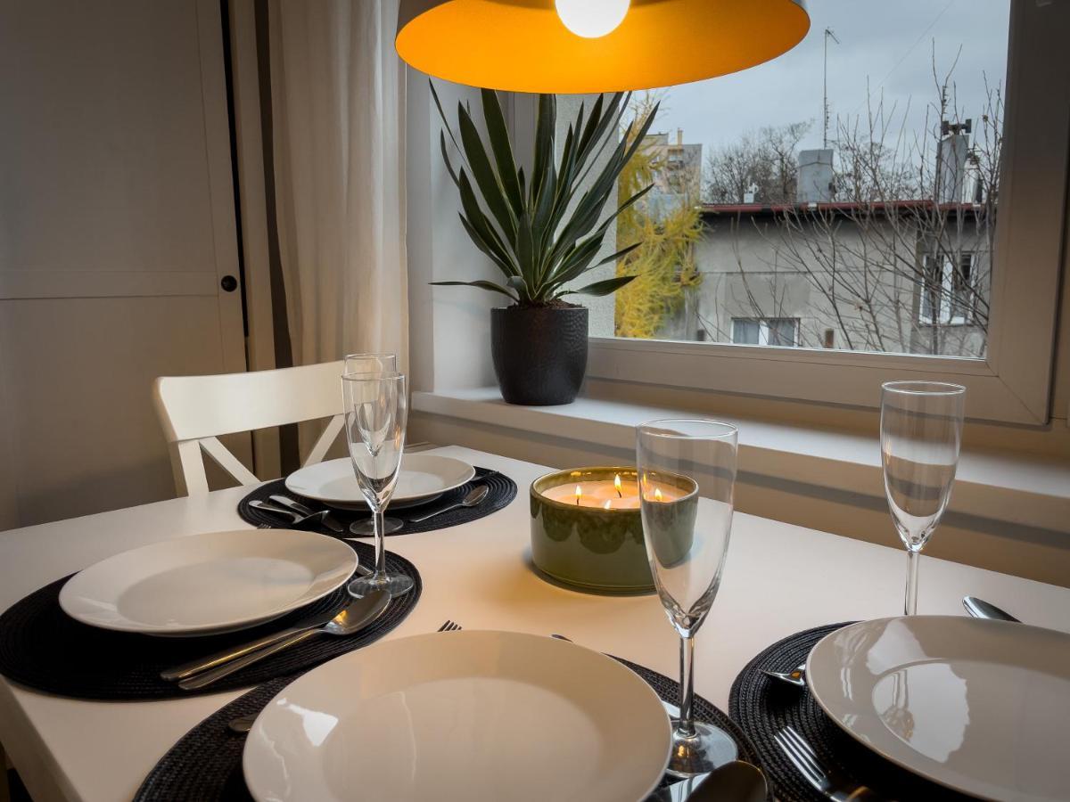 Urban Apartments Cosy No 4, Free Private Parking, Self Check-In Chorzow Luaran gambar